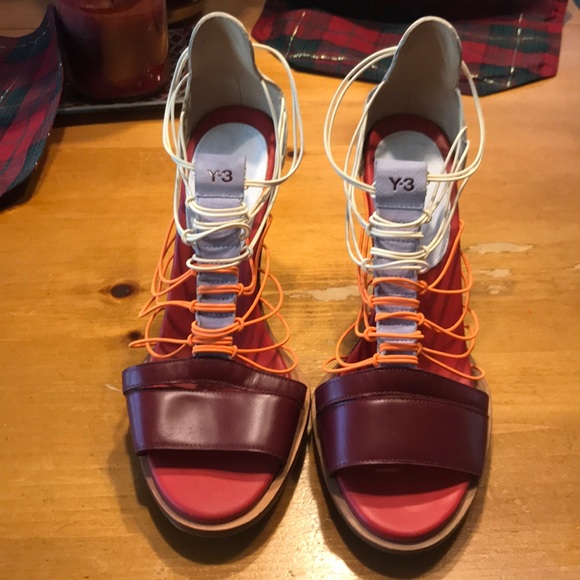 Y-3 heels by Yohji Yamamoto. Red/Beige/Peep toe - Picture 2 of 8